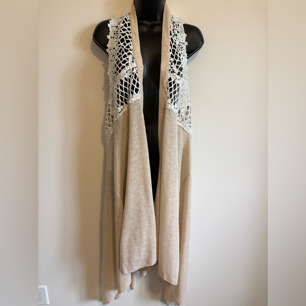 💛#415 Hayden Sleeveless Duster with Lace Detail
